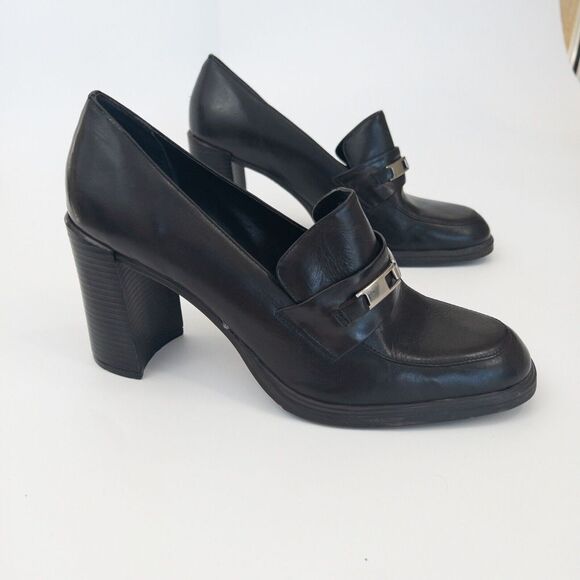 Bernardo Shoes - Bernardo Leather Round Toe Chunky Heel‎ Pump Size 9.5M Office